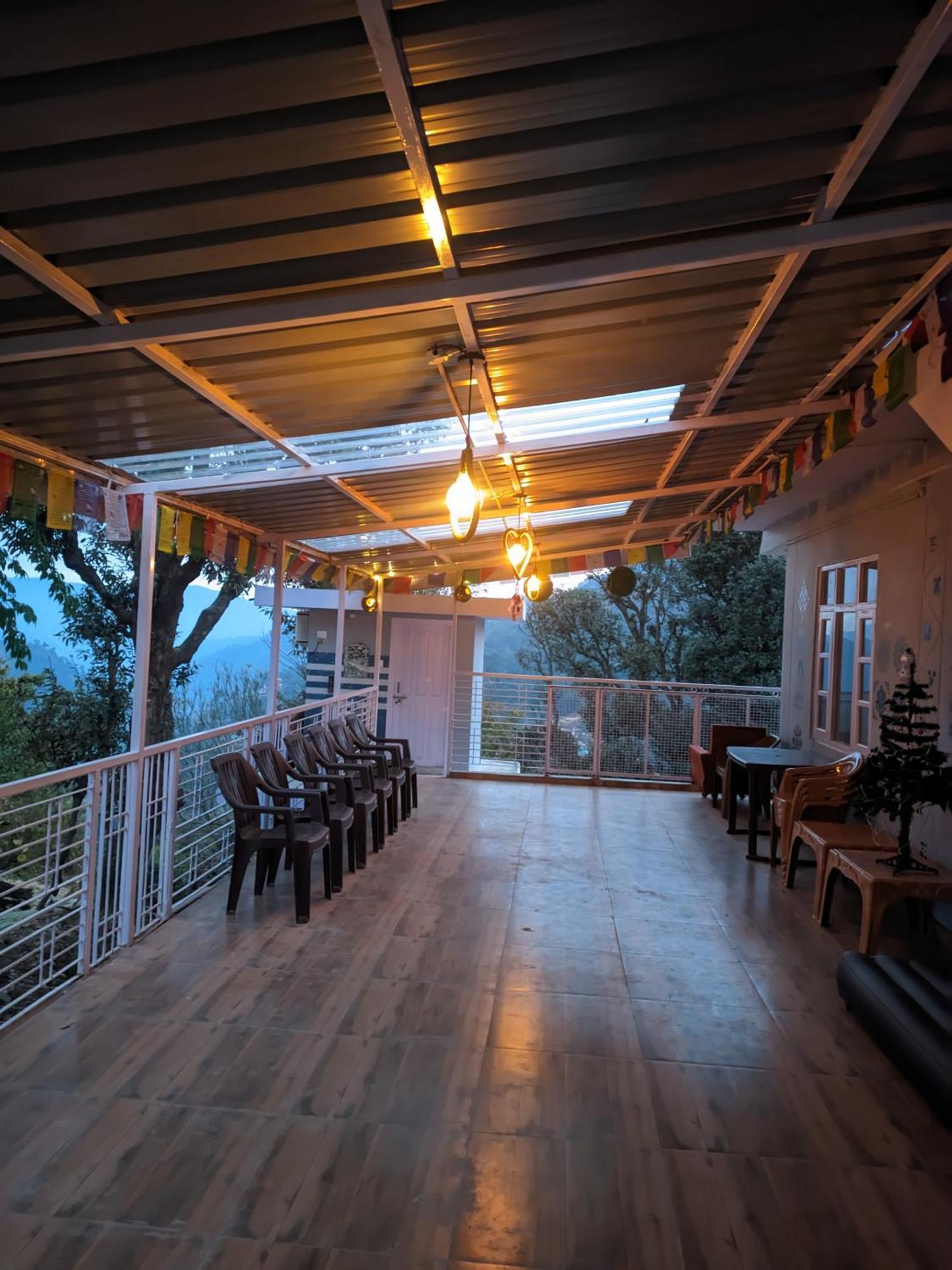 The City Escape Farmstay Shimla Ngoại thất bức ảnh