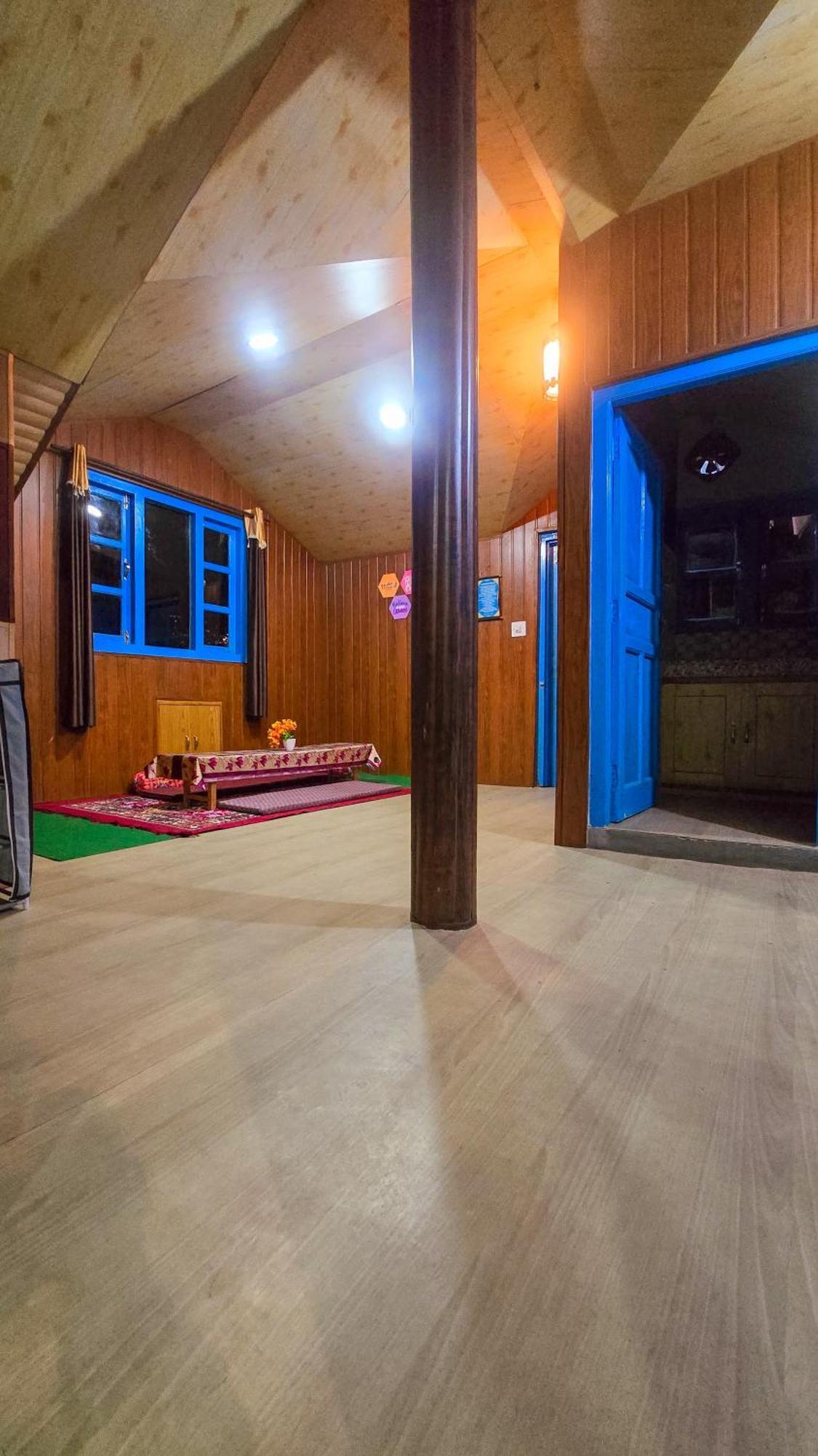 The City Escape Farmstay Shimla Phòng bức ảnh